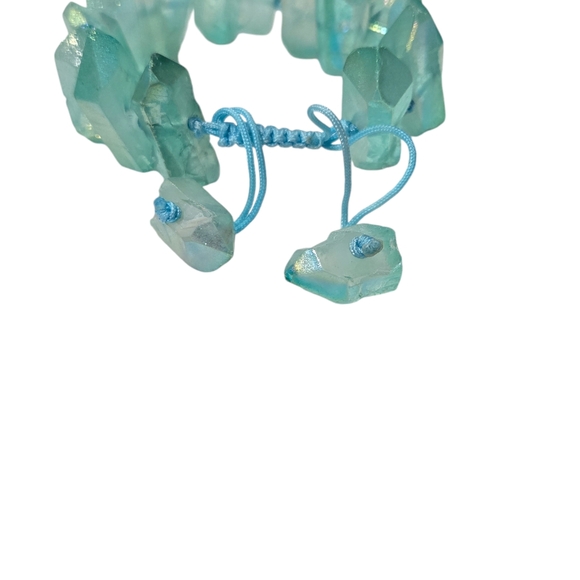 INCREDIBLE natural quartz crystal point bracelet - Picture 3 of 7